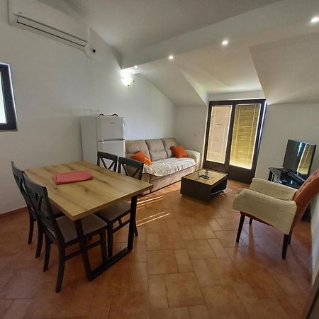 Apartments Ponta โกตอร์ ห้อง รูปภาพ
